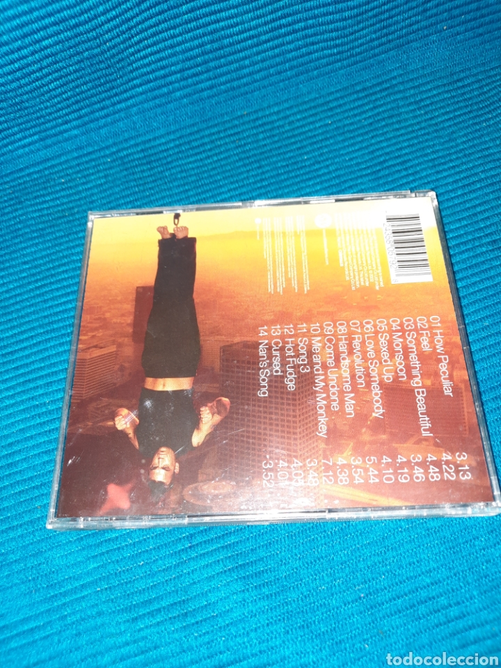 CDs de m&uacute;sica: CD ROBBIE WILLIAMS ESCAPOLOGY. 2002 - Foto 2