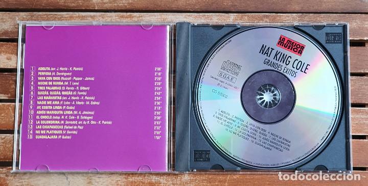 CDs de m&uacute;sica: CD - COMPACT DISC - NAT KING COLE - GRANDES &Eacute;XITOS - 2001 - Foto 3