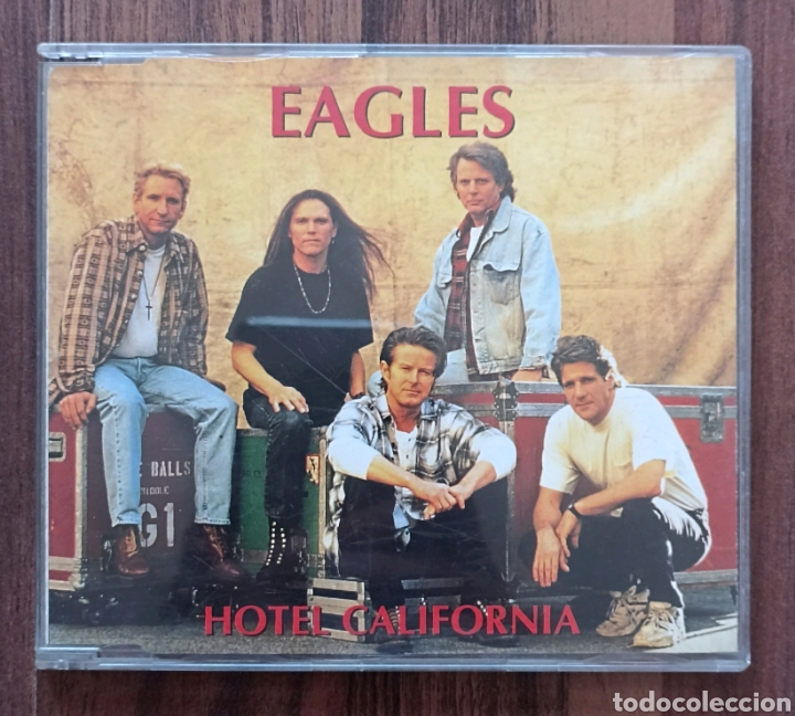 CDs de m&uacute;sica: CD EAGLES - HOTEL CALIFORNIA - Foto 1