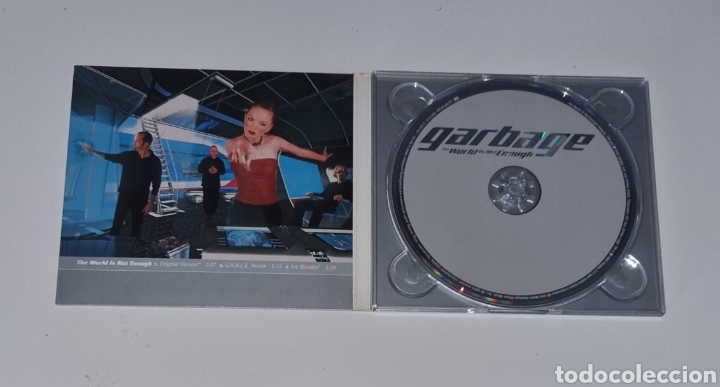CDs de m&uacute;sica: GARBAGE / CD SINGLE / THE WORLD IS NOT ENOUGH - Foto 2