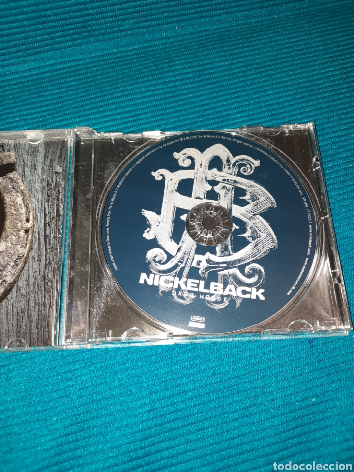CDs de m&uacute;sica: CD NICKELBACK, DARK HORSE, 2008 - Foto 3