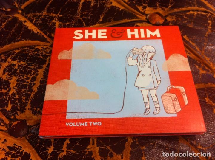 CDs de m&uacute;sica: CD. SHE & HIM. VOLUME TWO. 2010 - Foto 1