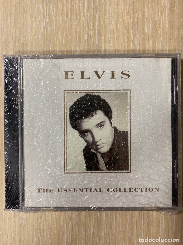 CDs de m&uacute;sica: CD - ELVIS - THE ESSENTIAL COLLECTION - Foto 1