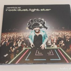 CDs de Música: JAMIROQUAI / ROCK DUST LIGHT STAR / DIGIPACK - MERCURY-2010 / 18 TEMAS / IMPECABLE. Lote 317386023