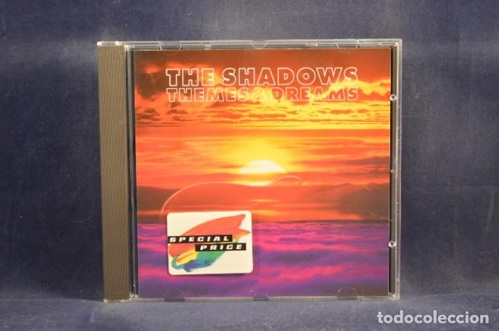 CDs de m&uacute;sica: THE SHADOWS - THEMES & DREAMS - CD - Foto 1