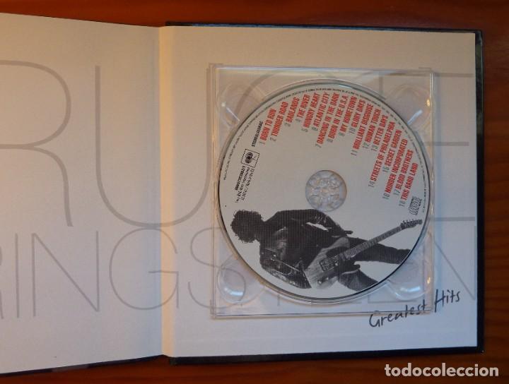 CDs de m&uacute;sica: BRUCE SPRINGSTEEN / GREATEST HITS / CD-LIBRO / EL PAIS / 2008 / - Foto 2