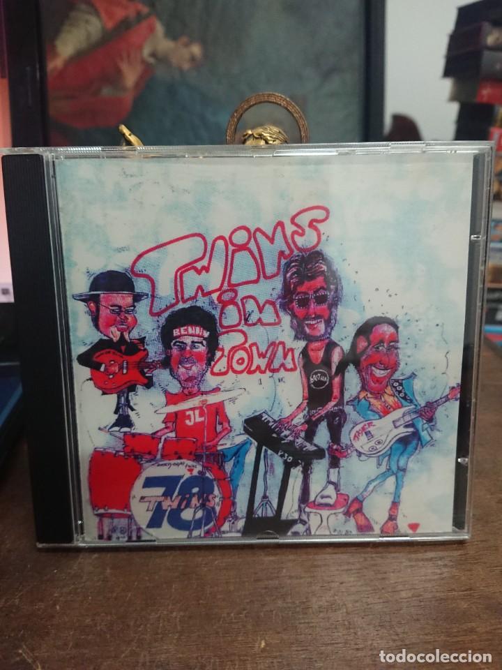 CDs de m&uacute;sica: TWINS IN TOWN - Foto 1