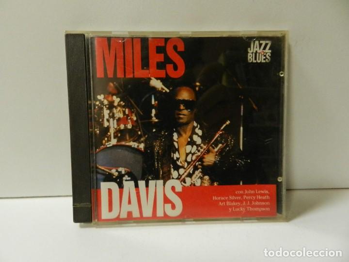 CDs de m&uacute;sica: DISCO CD. Miles Davis &ndash; Jazz & Blues. COMPACT DISC. - Foto 1
