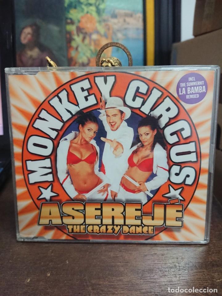 CDs de m&uacute;sica: MONKEY CIRCUS - LA BAMBA - ASEREJE - THE CRAZY DANCE - Foto 1