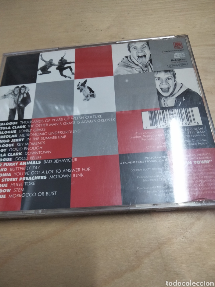CDs de m&uacute;sica: Twin town Bso - Foto 2