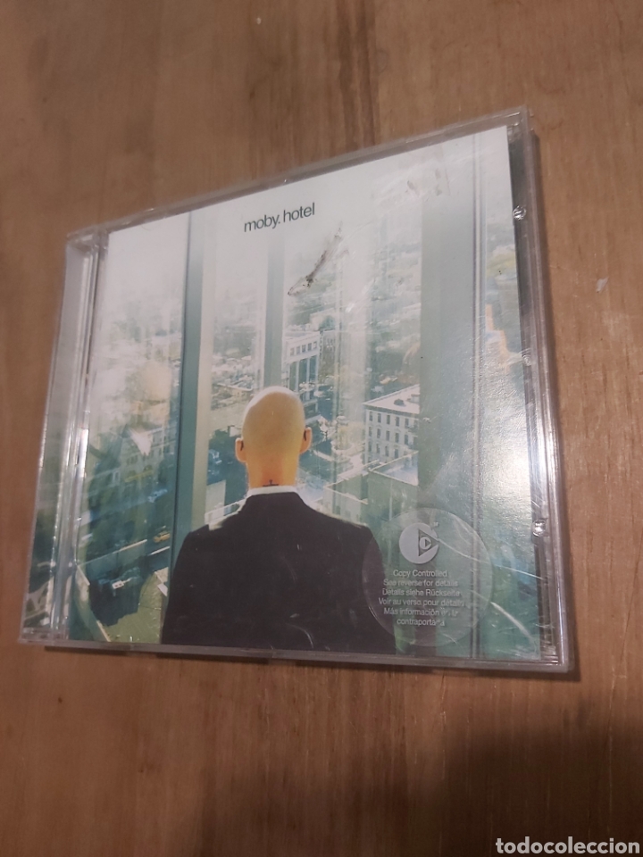 CDs de m&uacute;sica: 2005 cd moby hotel DISCOS COLISEVM - Foto 1