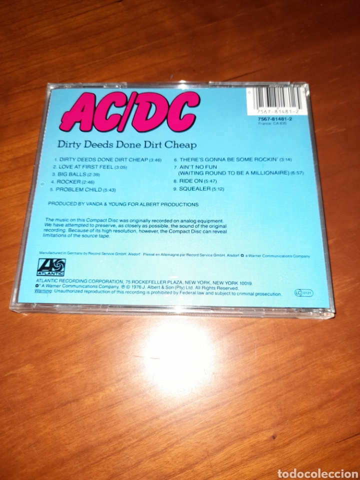 CDs de m&uacute;sica: AC DC Dirty Deeds done dirt cheap Cd - Foto 2