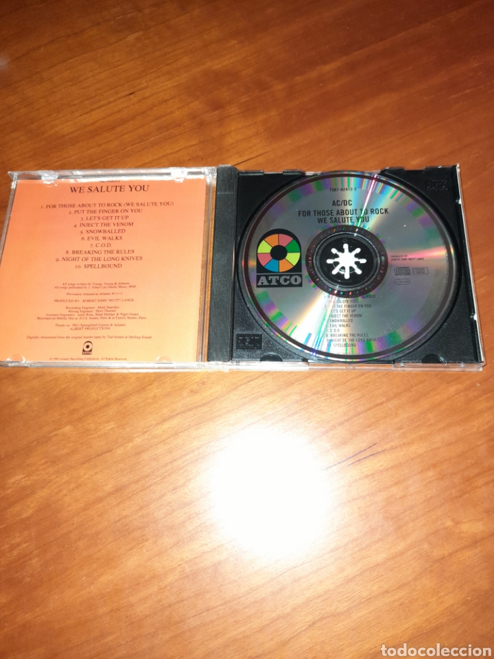CDs de m&uacute;sica: AC DC For tose about to rock Cd - Foto 3