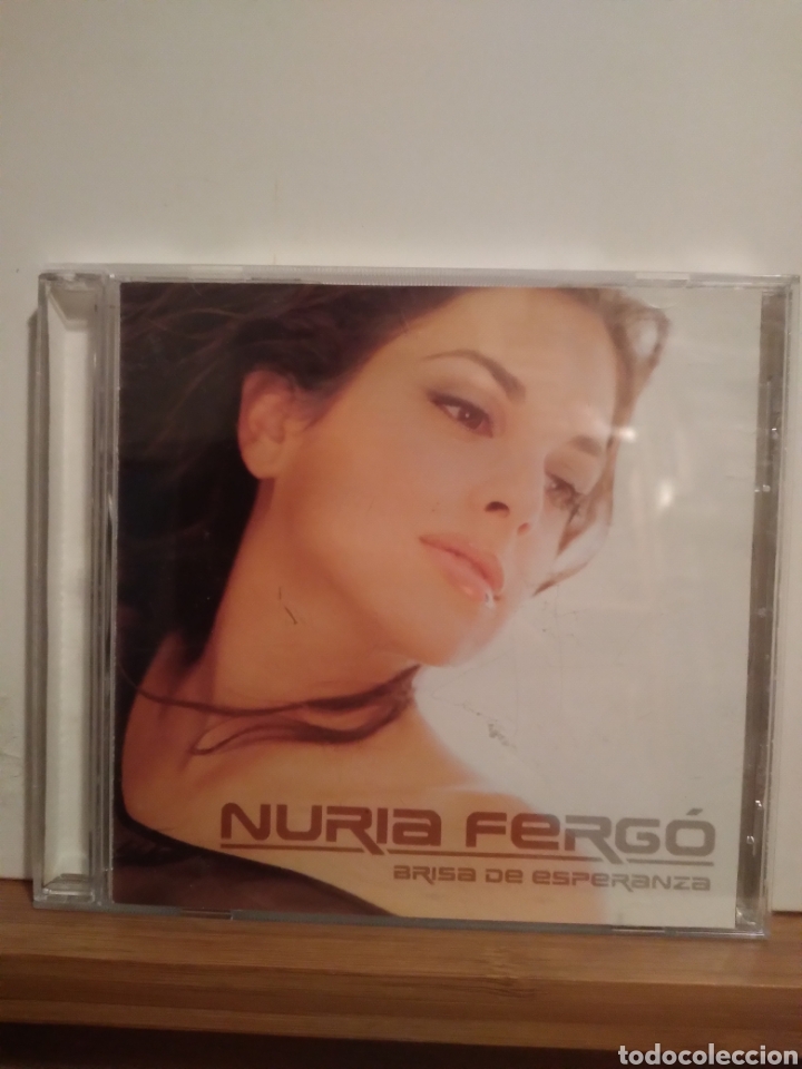 CDs de m&uacute;sica: NURIA FERGO - BRISA DE ESPERANZA - - Foto 1