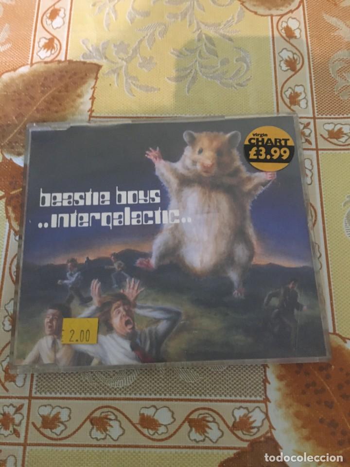 CDs de m&uacute;sica: Beastie Boys &ndash; Intergalactic - Foto 1