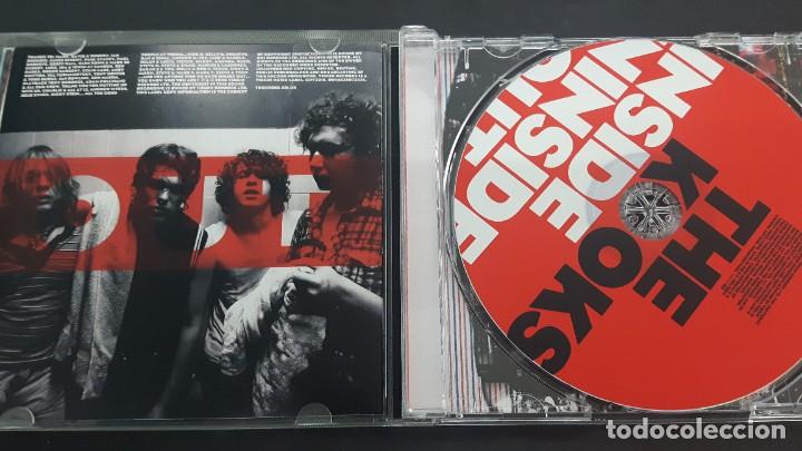 CDs de m&uacute;sica: CD THE KOOKS - INSIDE IN / INSIDE OUT - Foto 2