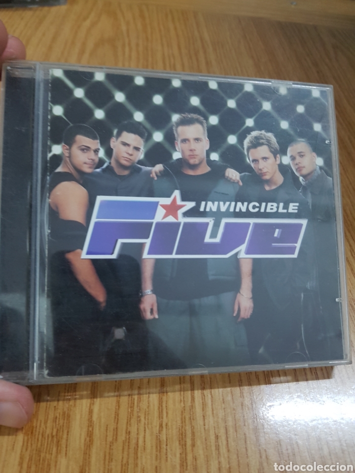 CDs de m&uacute;sica: CD. Invincible. Five. (L27) - Foto 1