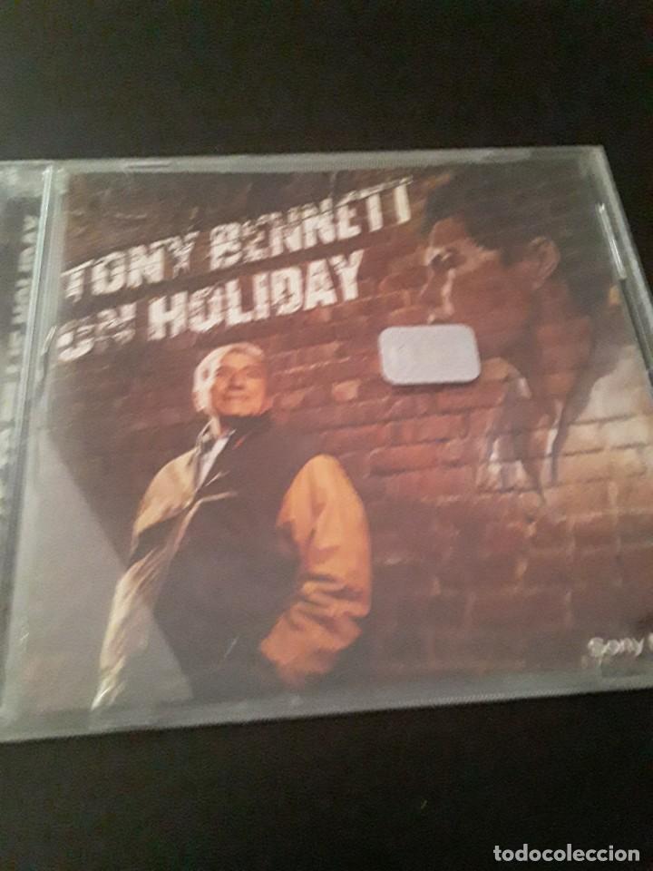 CDs de m&uacute;sica: TONY BENNET - ON HOLIDAY - CD - Foto 1