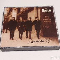 CDs de Música: THE BEATLES / LIVE AT THE BBC / DOBLE CD-BOX-APPLE-1994 / LIBRETO DE 47 PÁGINAS / GRAN CALIDAD.. Lote 349397454