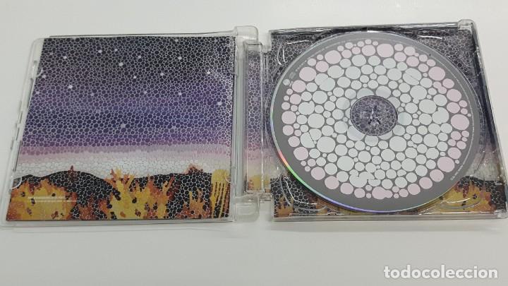 CDs de m&uacute;sica: CD THE KILLERS - DAY & AGE - Foto 2