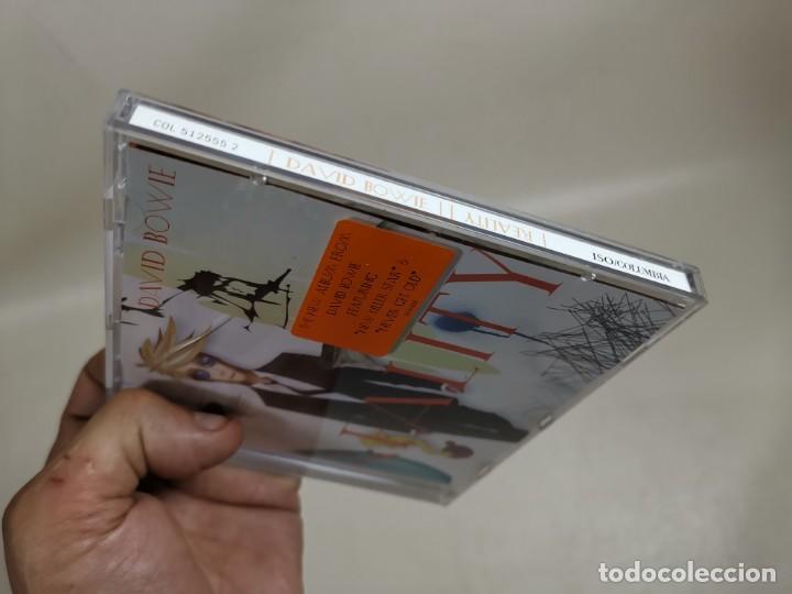 CDs de m&uacute;sica: CD - DAVID BOWIE - REALITY - 2003 - Foto 10