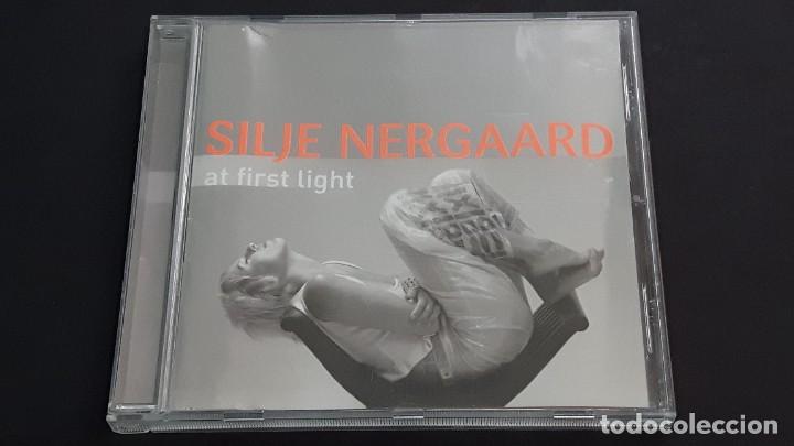 CDs de m&uacute;sica: CD SILJE NERGAARD - AT FIRST LIGHT - Foto 1