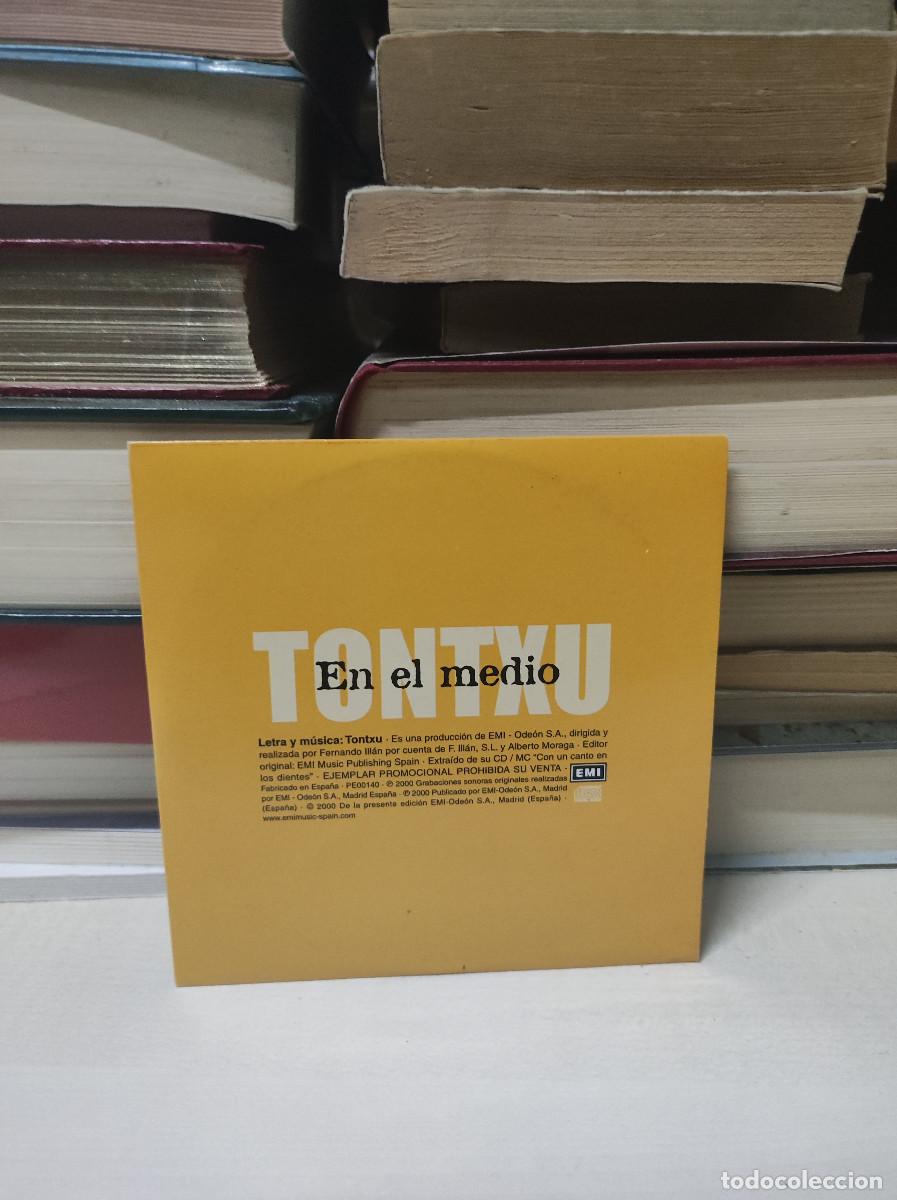 CDs de m&uacute;sica: Tontxu &ndash; En El Medio - Erdian - Foto 2