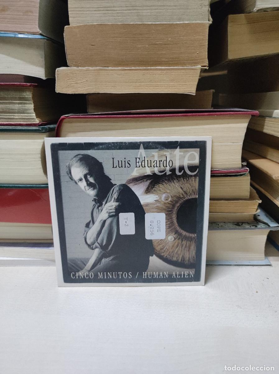 CDs de m&uacute;sica: Luis Eduardo Aute &ndash; Cinco Minutos / Human Alien - Foto 1