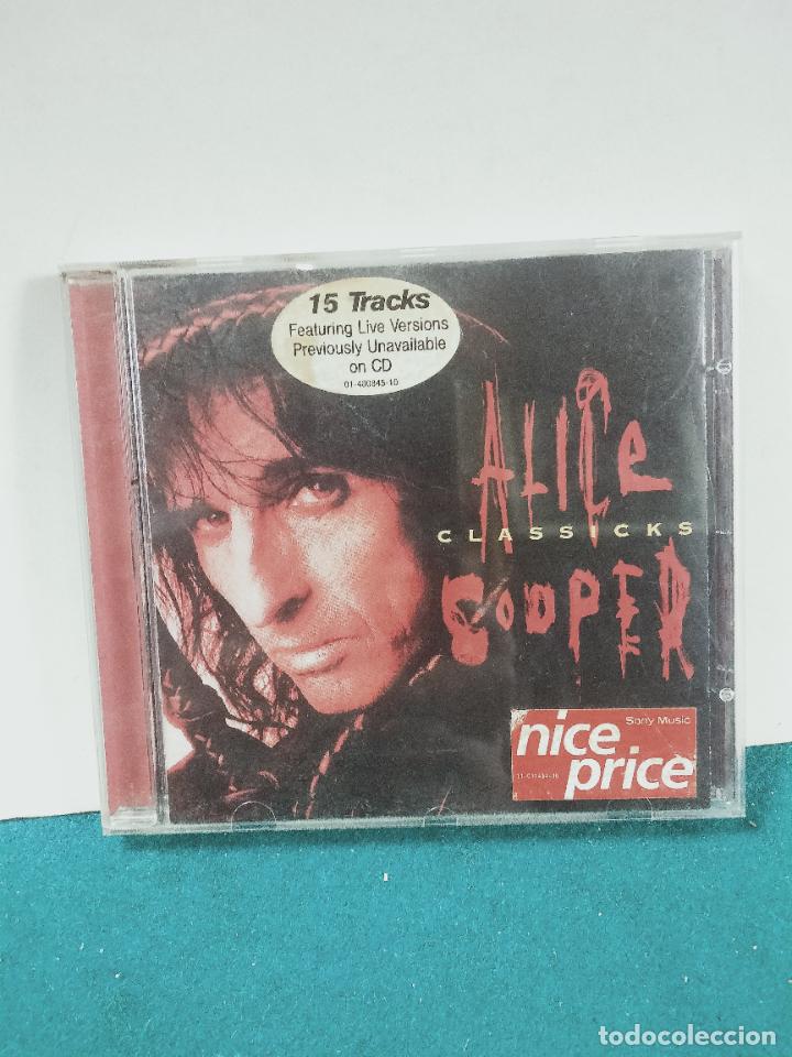 CDs de m&uacute;sica: ALICE COOPER CLASSICKS CD. - Foto 1