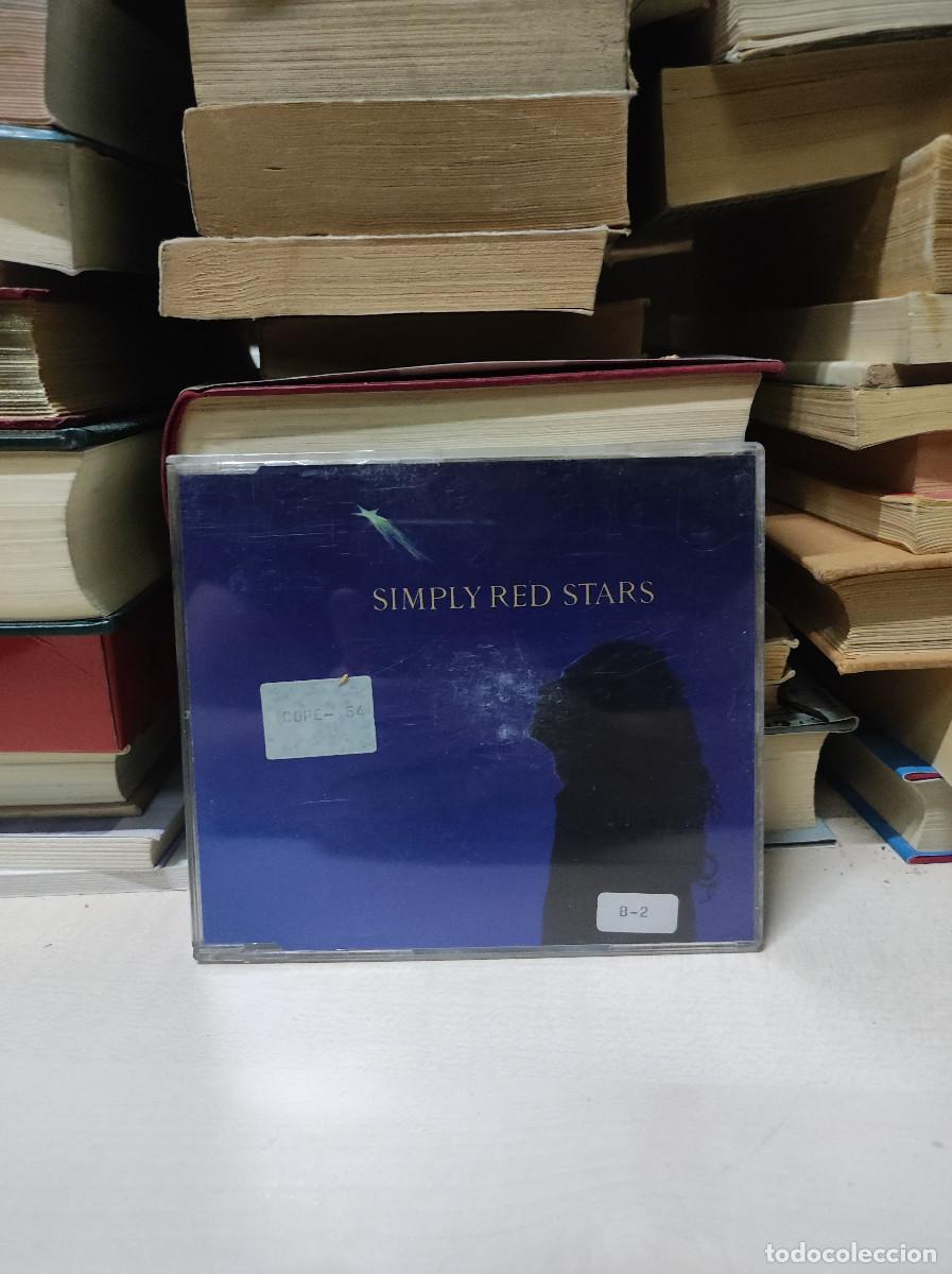 CDs de m&uacute;sica: SIMPLY RED STARS - Foto 1
