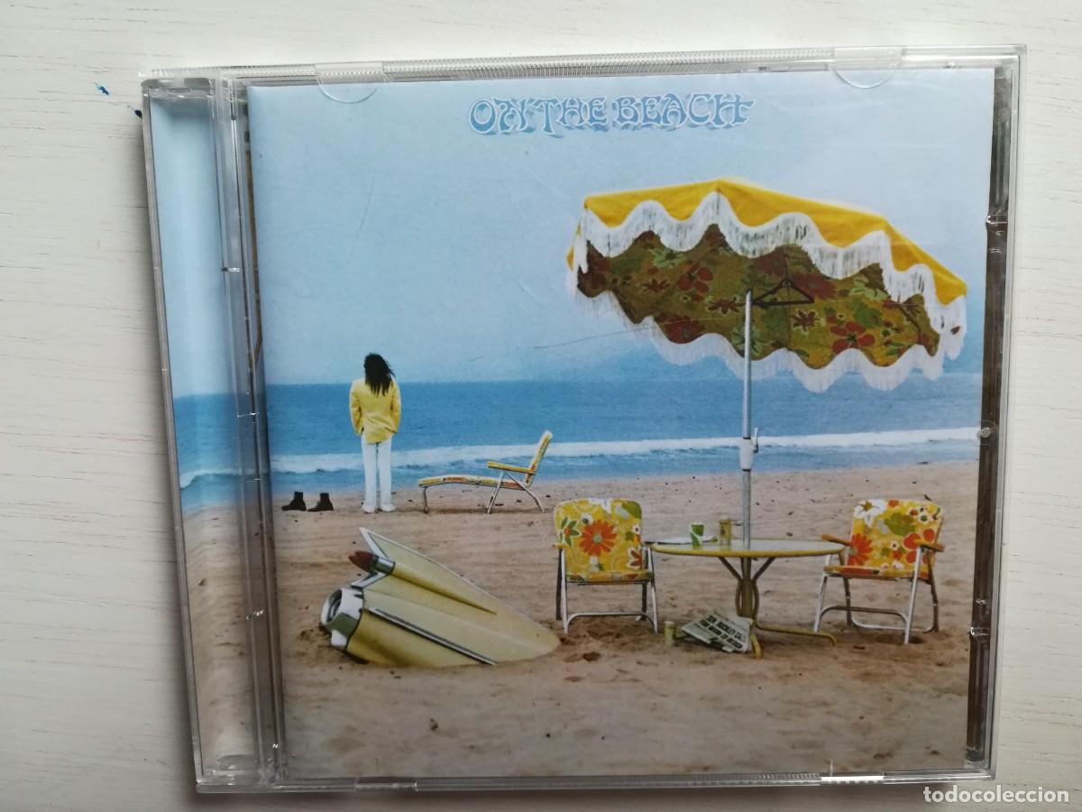 CDs de m&uacute;sica: Neil Young. On the beach. CD - Foto 1