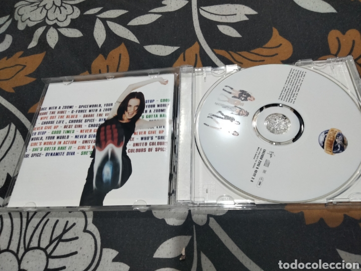 CDs de m&uacute;sica: Spice Girls spiceworld cd -28 - Foto 3