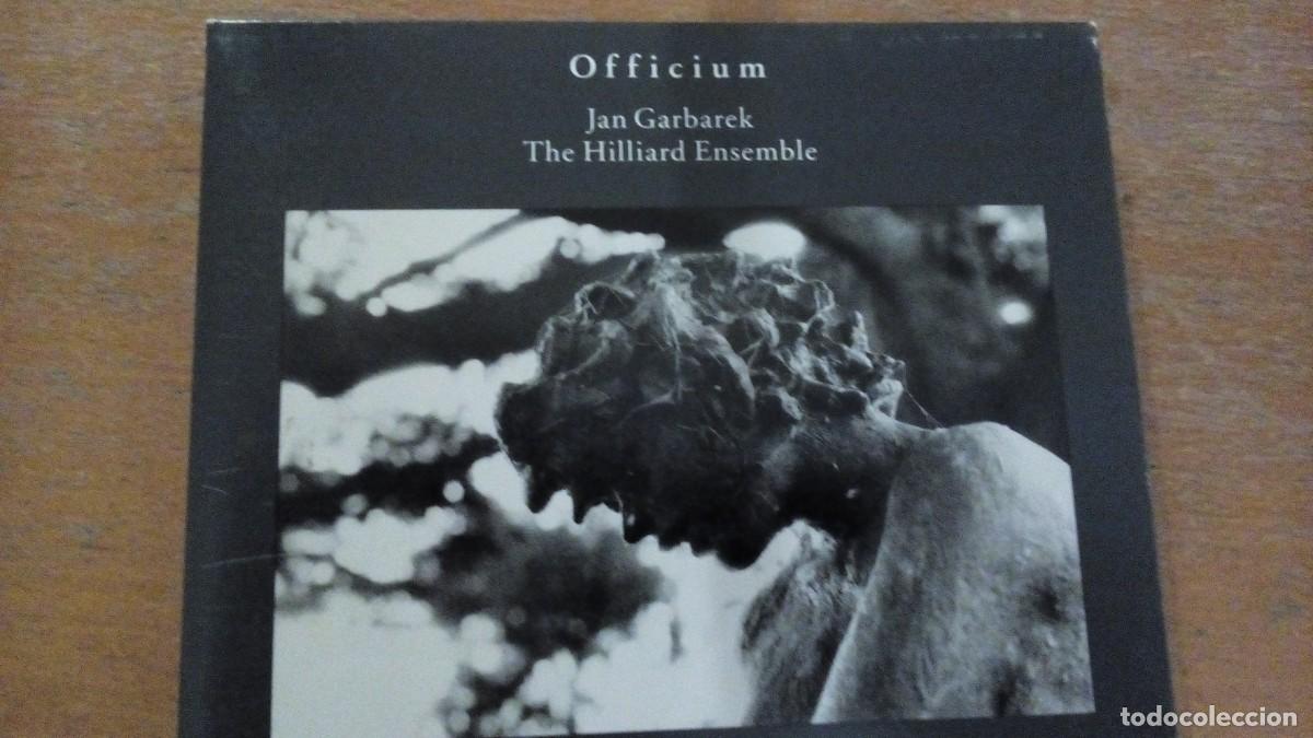 CDs de m&uacute;sica: Jan Garbarek / The Hilliard Ensemble &lrm;&ndash; Officium CD CON LIBRETO - Foto 1