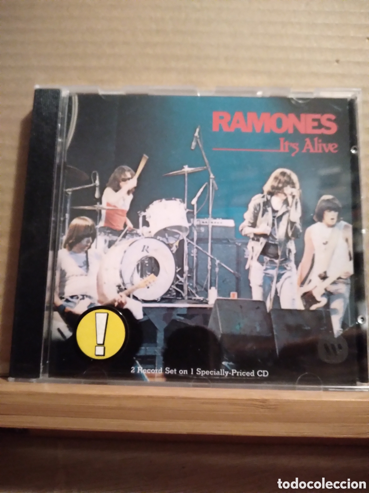 Musik-CDs: RAMONES-IT'S ALIVE-CD-COMO NUEVO-