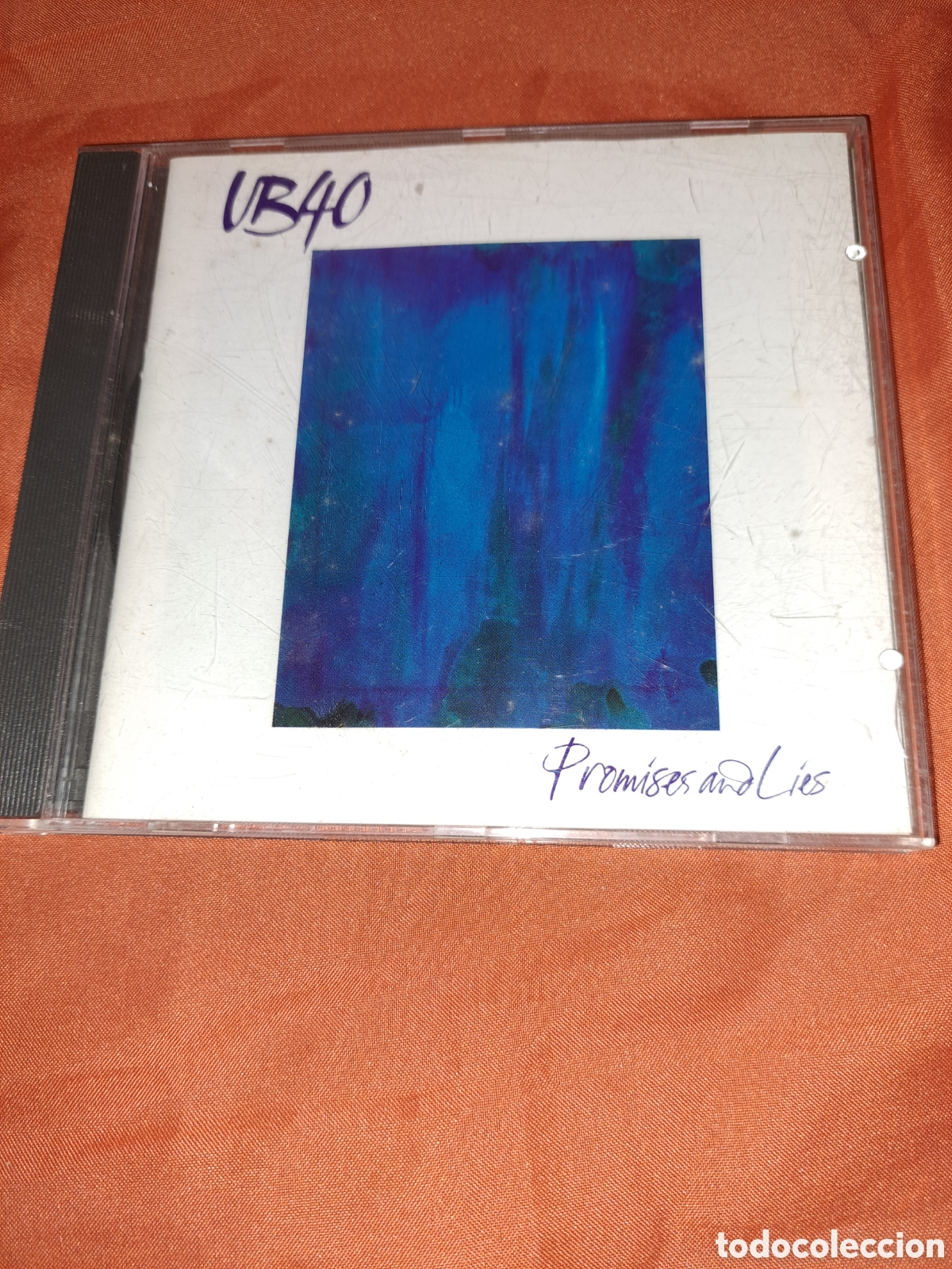 CDs de m&uacute;sica: CD UB40 PREMISES AND L&Iacute;ES - Foto 1