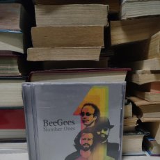 CDs de Música: BEE GEES – NUMBER ONES. Lote 380599709