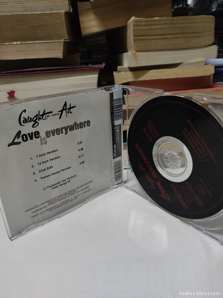 CDs de m&uacute;sica: Caught In The Act &ndash; Love Is Everywhere - Foto 2