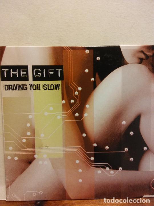 CDs de m&uacute;sica: CD. THE GIFT. DRIVING YOU SLOW - Foto 1