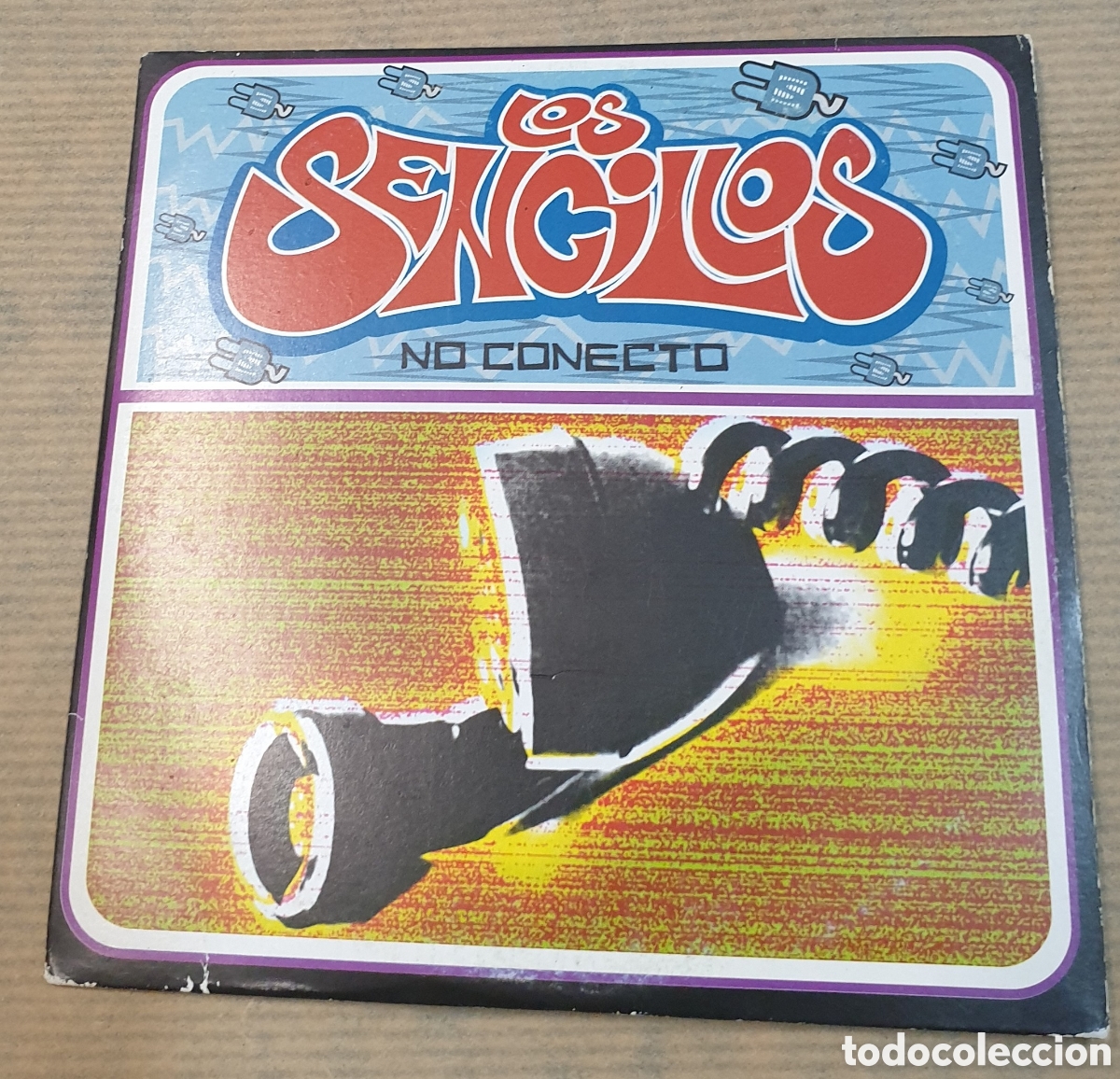 CDs de m&uacute;sica: Los sencillos - no conecto. Cd single - Foto 1