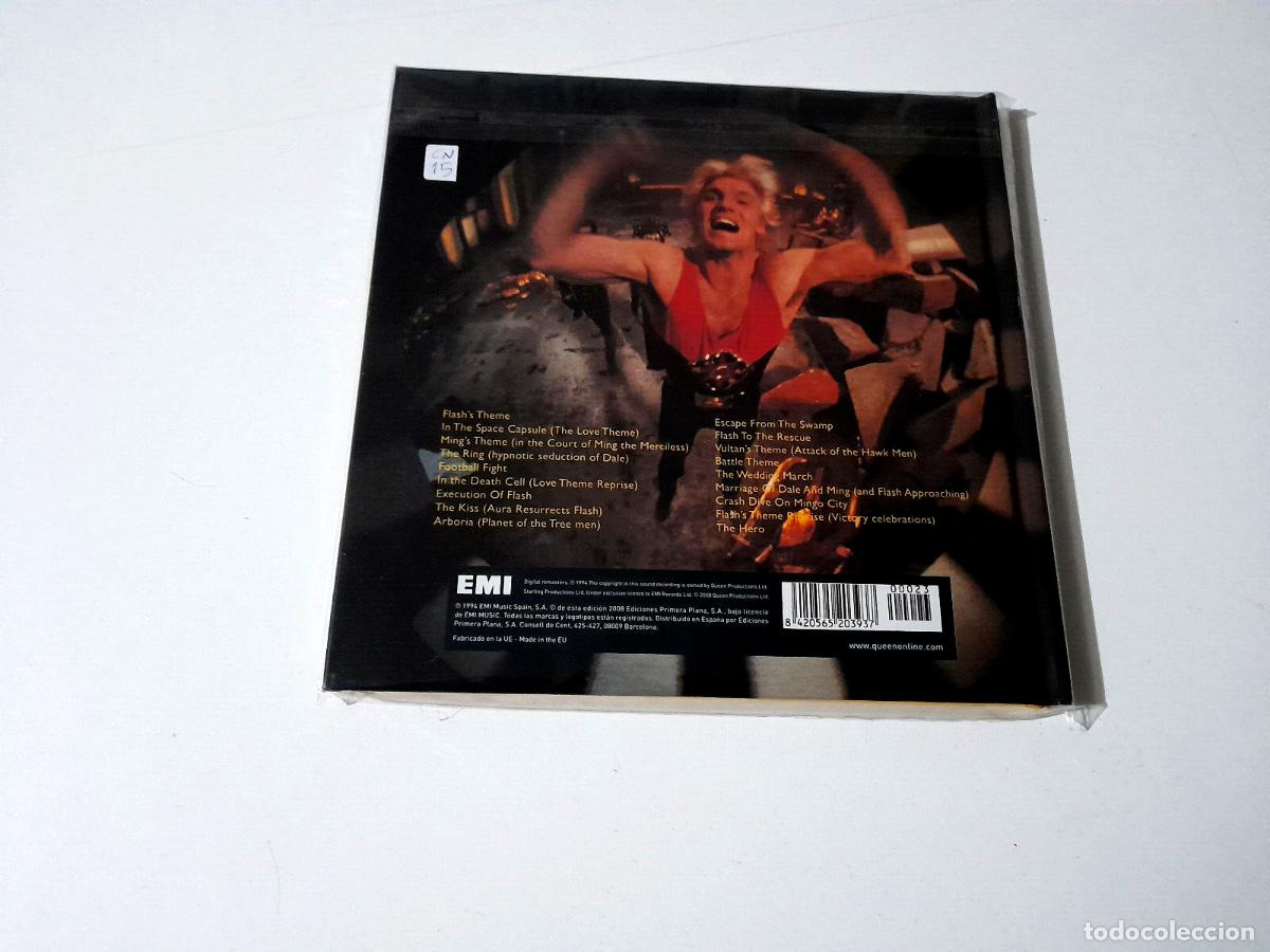 CDs de m&uacute;sica: QUEEN &rdquo;FLASH GORDON&rdquo; CD + LIBRO 18 TRACKS COMO NUEVO - Foto 2