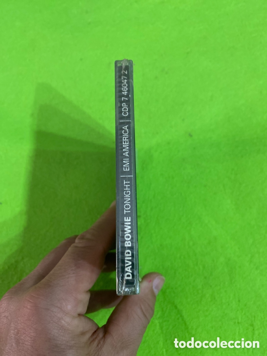 CDs de m&uacute;sica: David Bowie ( precintado) tonight - Foto 2