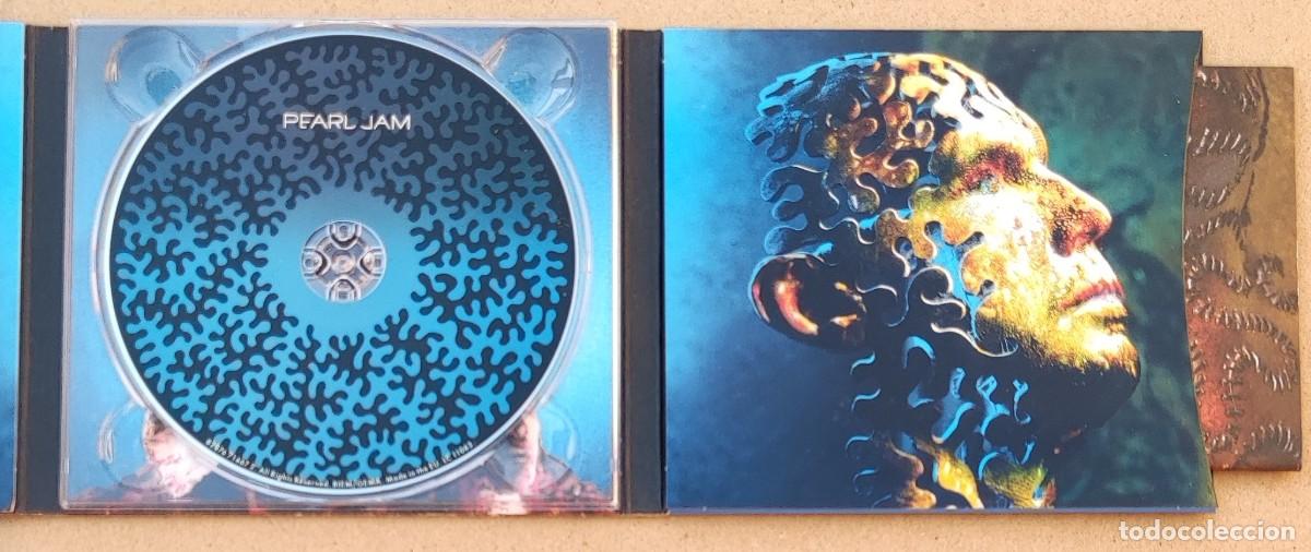 CDs de m&uacute;sica: PEARL JAM - PEARL JAM (CD) 2006 - 13 TEMAS - DIGIPACK - Foto 3
