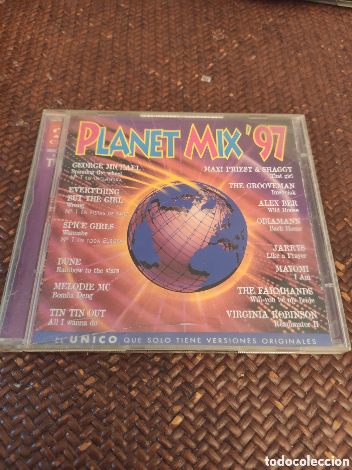CDs de m&uacute;sica: Planet mix 97 car&aacute;tula no perfecta - Foto 1