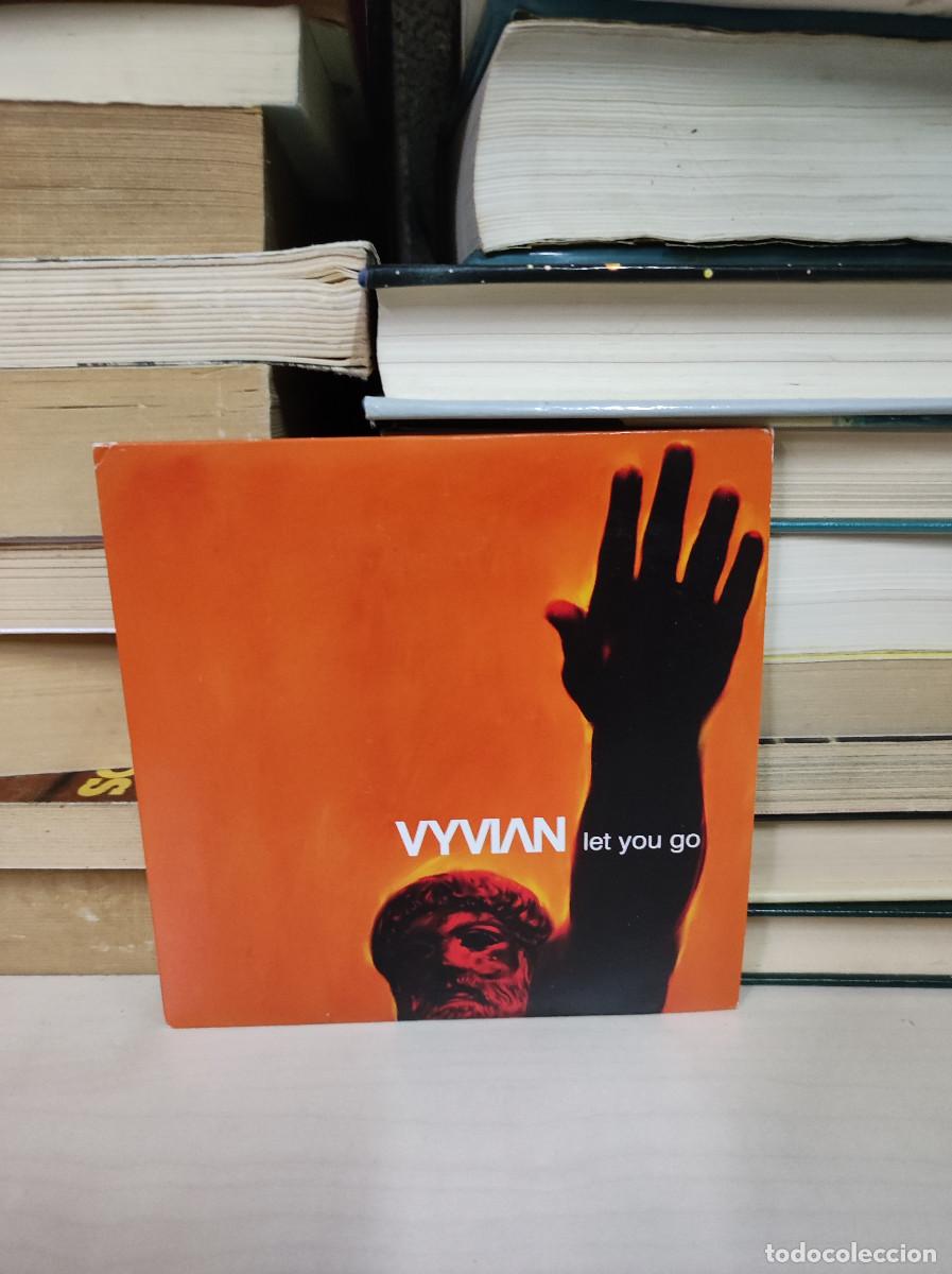 CDs de m&uacute;sica: LET YOU GO VYVIAN - Foto 1