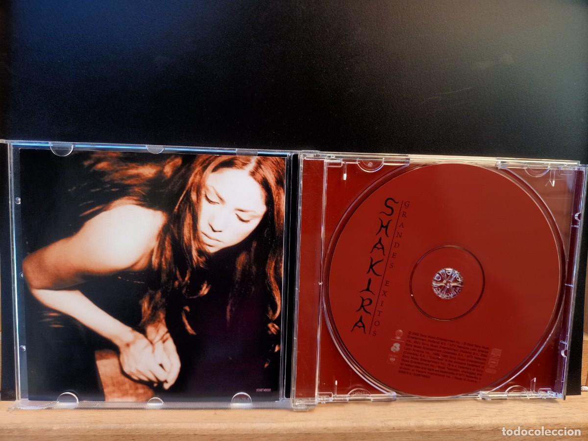 CDs de m&uacute;sica: SHAKIRA - GRANDES &Eacute;XITOS - 2002 - Foto 2