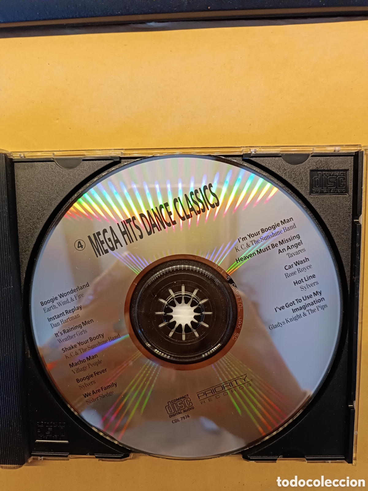 CDs de m&uacute;sica: Mega Hits Dance Classics Volume 4 - Foto 3