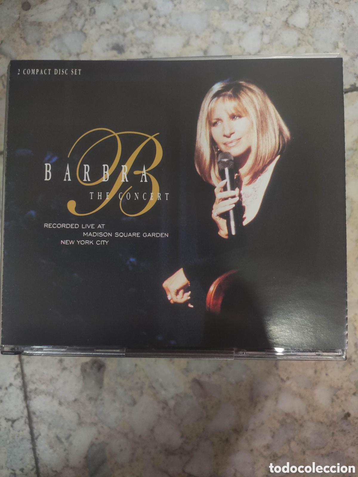 Music CDs: 2 CD BARBRA THE CONCERT