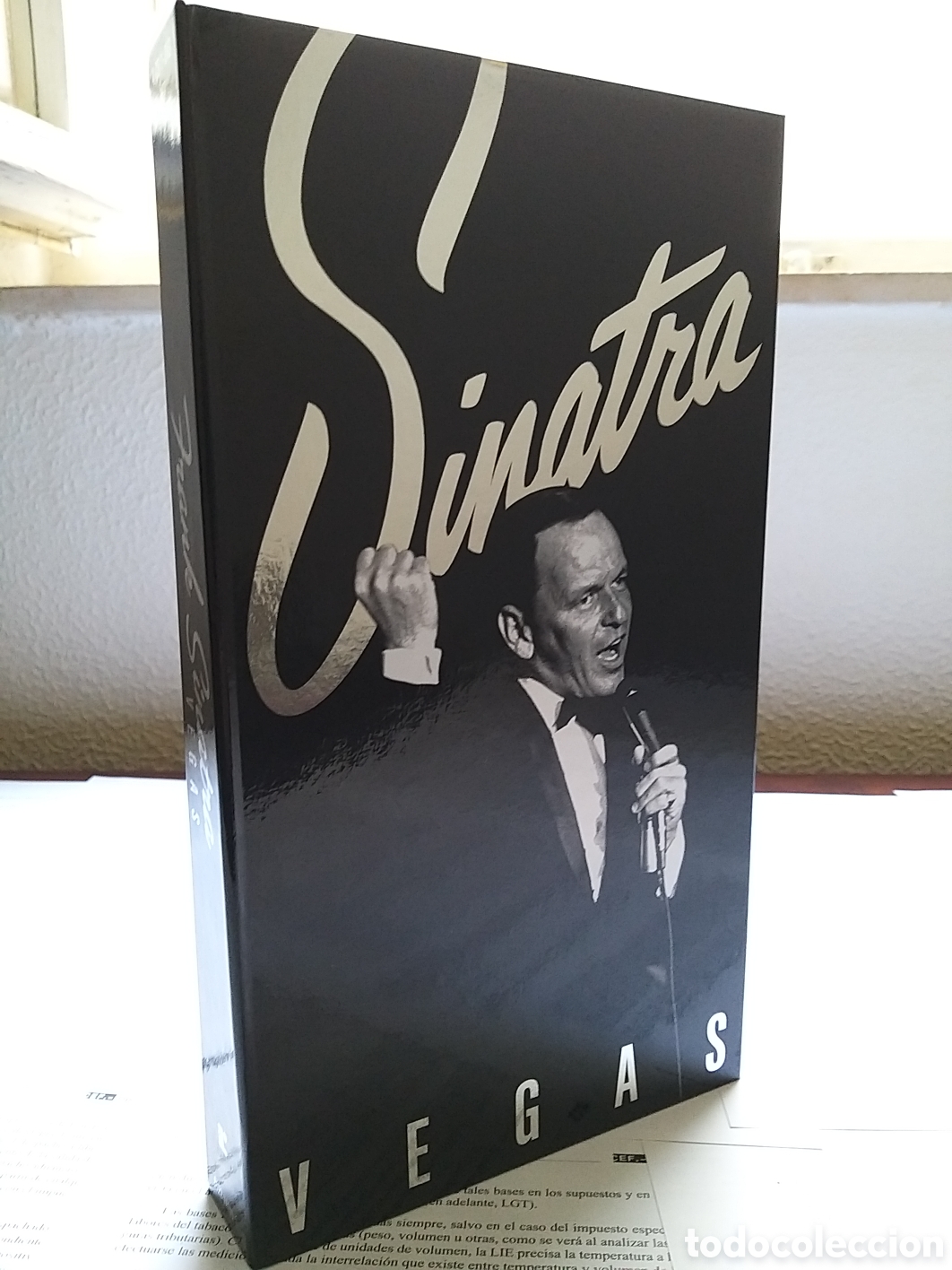CDs de m&uacute;sica: FRANK SINATRA - VEGAS - 4 CD + 1 DVD BOX SET - Foto 2