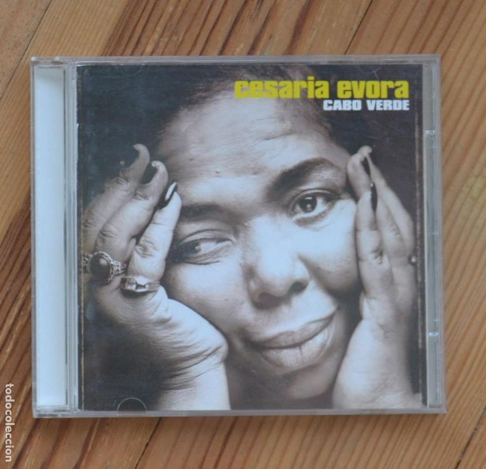 CDs de m&uacute;sica: CESARIA EVORA Cabo Verde CD 2001 MORNAS - Foto 1