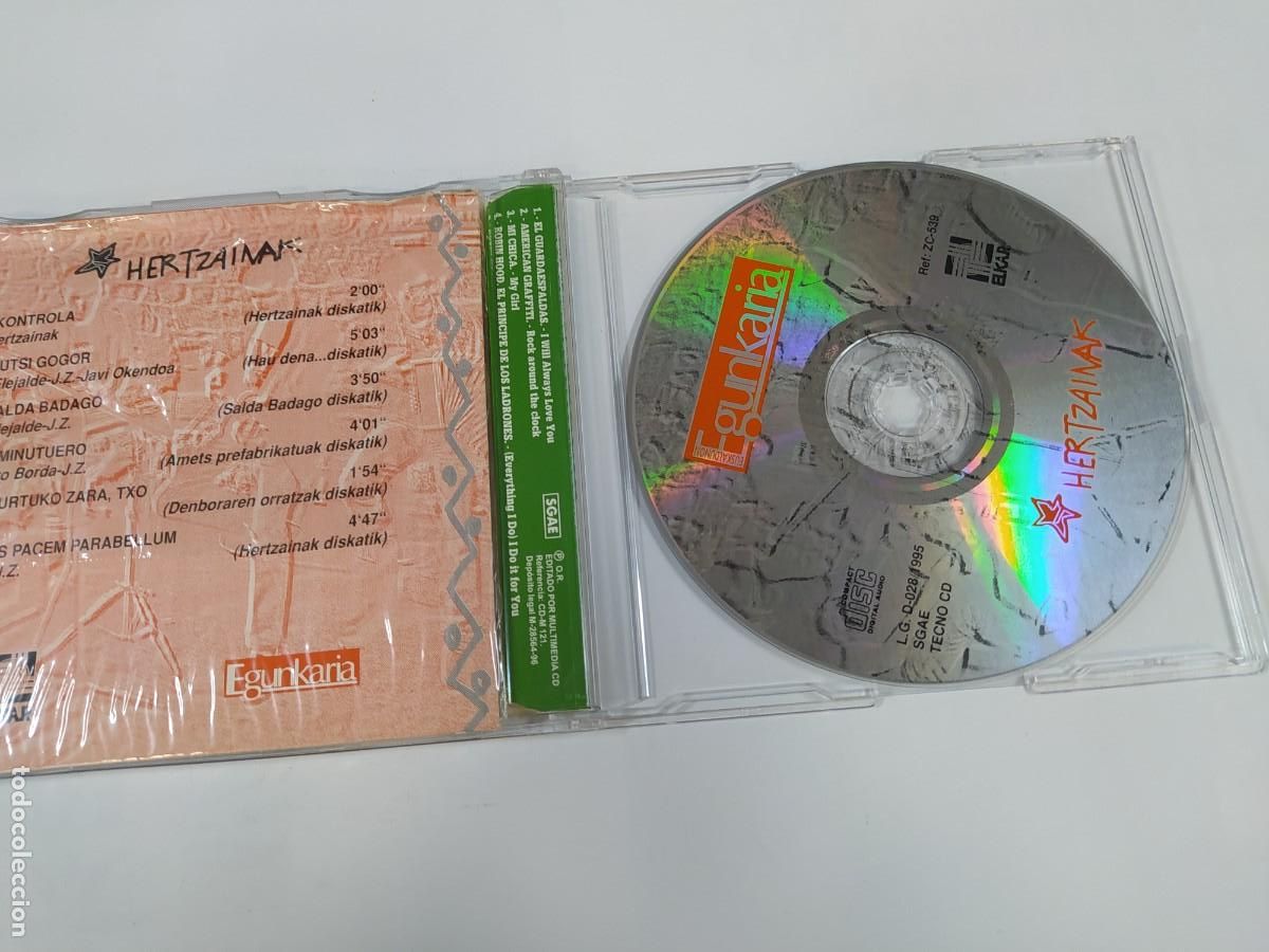 CDs de m&uacute;sica: HERTZAINAK. EGUNKARIA. CD. TDKCD246 - Foto 2